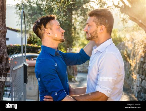 Gay Males Fotos Und Bildmaterial In Hoher Aufl Sung Alamy