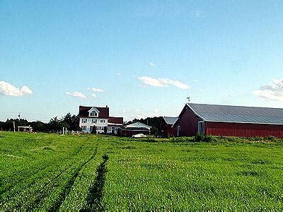 You'll find a variety of beautiful homes whether you're looking for an oceanfront estate in bar harbor or mount desert, a cottage in swans island, or something in between. Farms For Sale With Waterfront Acreage In Northern Maine ...