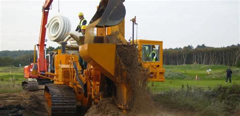In this kennards hire video tutorial, we'll demonstrate how to operate a self propelled/walk behind trencher. Deep Trenching Machine | Mastenbroek Limited