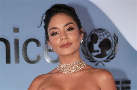 Vanessa Hudgens Drips In Gold With Her Sis Stella At The Unicef Gala Footwear News