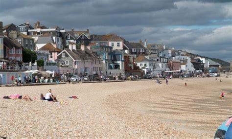 Best Places For Parking In Lyme Regis Exploring Dorset