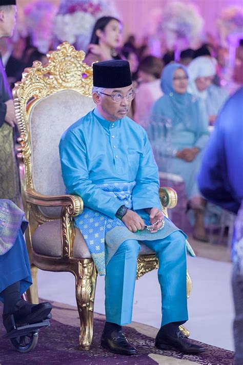 Noor azimah said teenagers today were already facing such situations in their own lives. The Royalty-Endorsed Wedding Reception Of Khairil Izwan ...