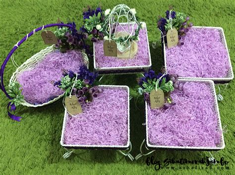 Kek fondant yang dibalut reben dan dihiasi bunga. Trend Buat Label Tag Untuk Hantaran | Blog Sihatimerahjambu