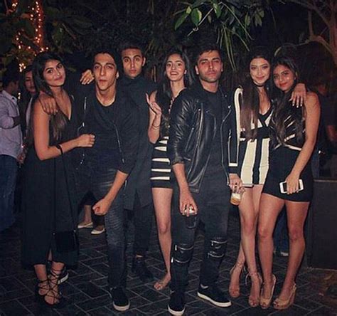 Suhana Khan Partying With Her Friends Happy Birthday Suhana Khan The Girl Has Grown Up Into