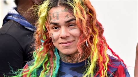 Rapper 6ix9ine Has Tattoos Removed Remove Tattoo Youtube