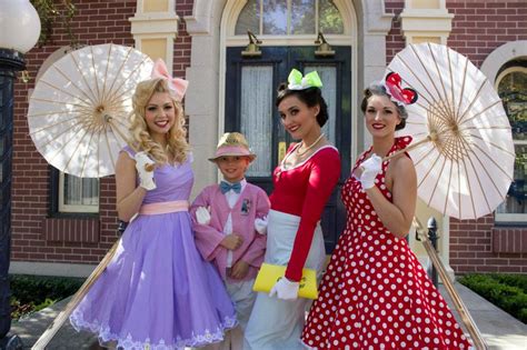 These Disneyland Dapper Day Photos Will Take You Back In Time Orange