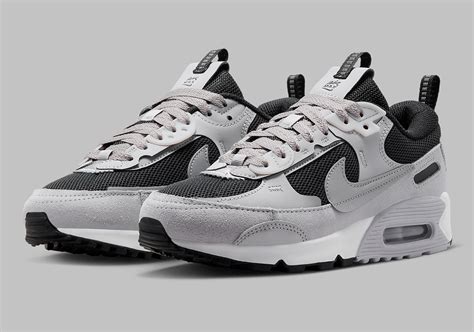 Nike Air Max 90 Futura “noirgrise” Fn7777 001 Crumpe