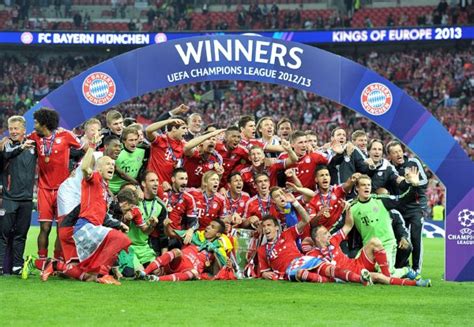 Create your greatest 11 footballers using our football shirt lineup team. Champions League Final: Bayern Munich 2-1 Borussia ...