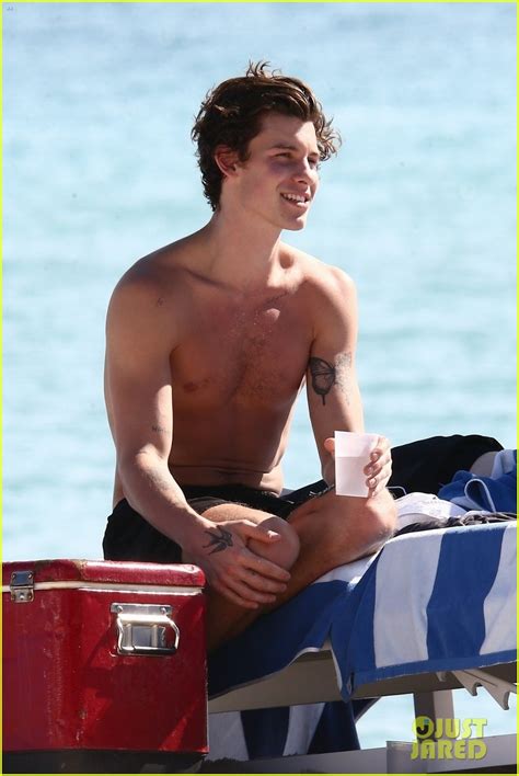 Full Sized Photo Of Shawn Mendes Shows Off His Shirtless Bod At The Beach 28 Shawn Mendes