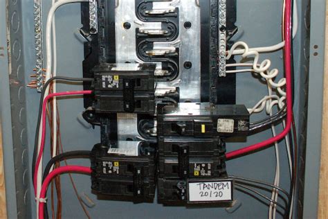 It's super easy to check a 120 or 220 volt outlet for power. Off grid 220 volt a/c help — northernarizona-windandsun
