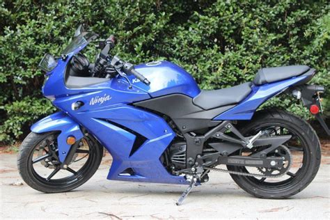 Legendary harley davidson motorbikes vs sport bikes kawasaki ninja in 1/4 mile drag races,top speed,acceleration and burnouts. 2009 Kawasaki Ninja 1200 Motorcycles for sale