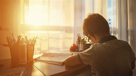 Comment Aider Un Enfant à Faire Ses Devoirs