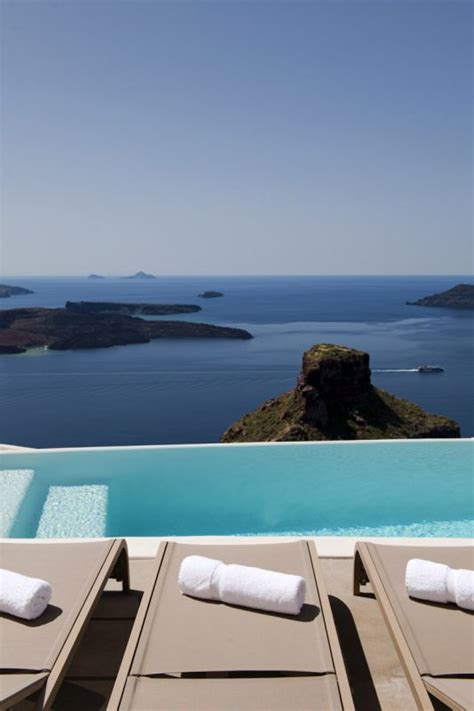 Santorinis Kapari Natural Resort Wins In ‘travelers