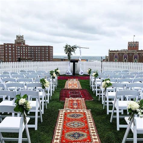 49 Lovely Rooftop Wedding Ideas With A Natural Touch Rooftop Wedding