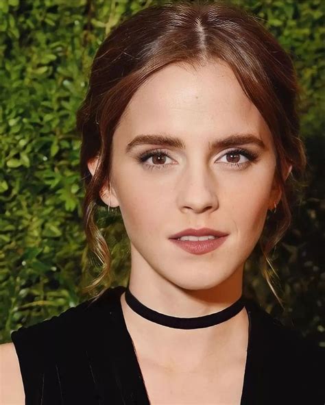 Pin By Darin Lawson On Emma Watson In 2022 Choker Necklace Necklace Fashion