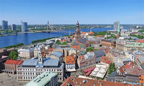 Just lettland känns som om du färdades fram och tillbaka i tiden. Lettland: 7 Orte in Riga, die du sehen musst ...