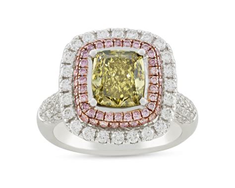 Greenish Yellow Diamond Ring, 2.01 Carats (With images) | Yellow diamond rings, Yellow diamond ...