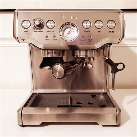 Grabbed A Breville Barista Express Machine Model Bes870xl In Excellent