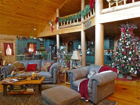 Christmas At The Cabin Cozy Cabin Cabin Ideas All Things Christmas