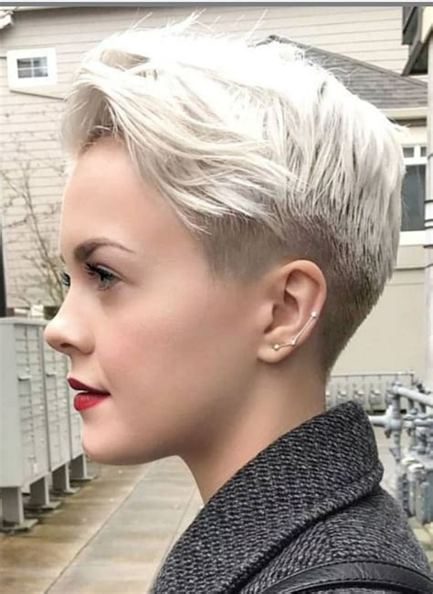 38 chic short messy haircut ideas for woman 2020