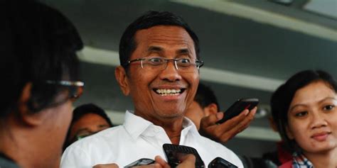 Pendirian bumn bertujuan guna mewujudkan harapan masyarakat yang sangat banyak sektor kebutuhan masyarakat yang dikelola oleh bumn, beberapa diantaranya adalah keuangan, konstruksi, listrik, perdagangan. Dahlan Iskan Isyaratkan BUMN yang Diperas Jero adalah Pertamina