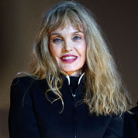 Her breakthrough roles were in éric rohmer's pauline at the beach (1983) and alain. Les 4 secrets d'Arielle Dombasle - Elle