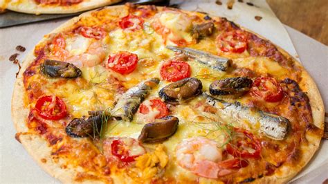 Seafood Lovers Pizza Homemade Pizza At Its Best Seafood Experts