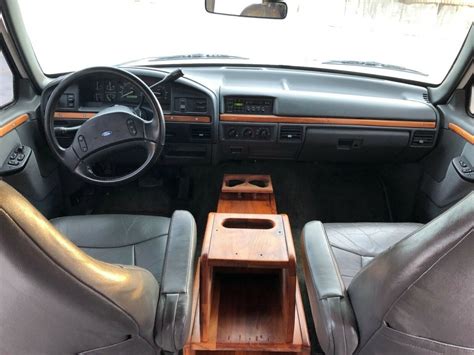 1993 Ford Bronco Centurion C150 Classic Interior Barn Finds