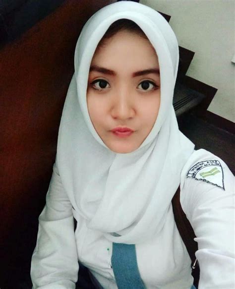 Nadia Putri Di Instagram Hijab Payudaramontok