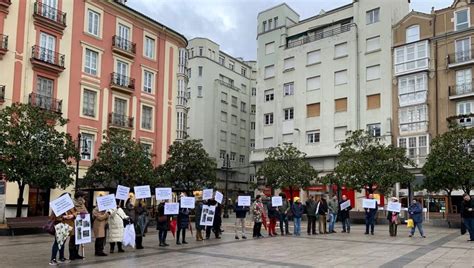 Vecinos de Santander salen a la calle para reclamar un espacio público