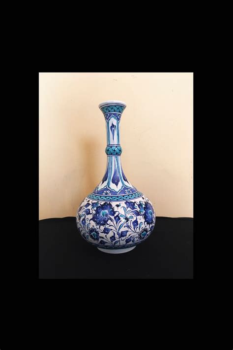 Turkish Hand Painted Ceramic Art Pottery Teardrop Vase Marmara Cini