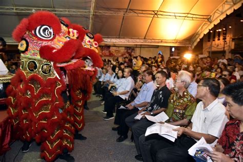 Sistem persekolahan pelbagai aliran hanya akan menambahkan lagi jurang perpaduan kaum. Ketepikan Ideologi Politik Demi Perpaduan Dan Cinta Negara ...