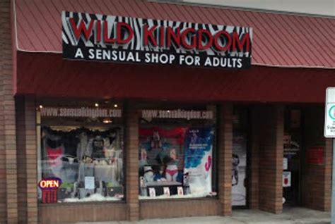 Kelowna Sex Shop Offers Reward For Tips Leading To Armed Robbers Infonews Thompson Okanagan