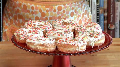 How To Make A Doughnut Birthday Cake Sweet Delights Youtube
