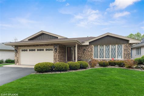 Countryside IL Homes for Sale - Countryside Real Estate | Bowers Realty