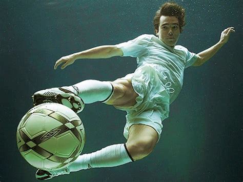 Underwater Football Football Underwater Cool Graphy Hd Wallpaper