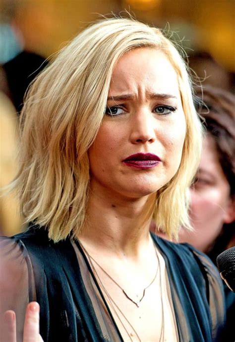 Jennifer Lawrences Goofy Red Carpet Faces Are Priceless Us Weekly