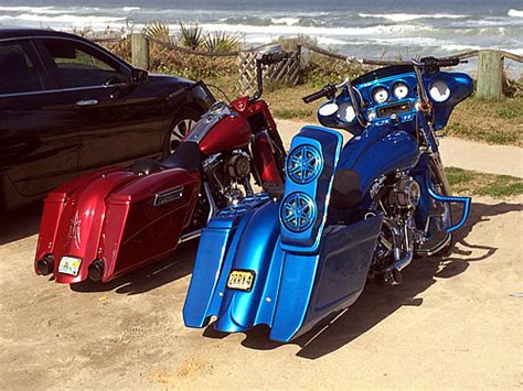 The motorcycle speakers are akin to a gateway that beautifies the world around you with your favorite playlist. NJ Custom Motorcycle Audio systems installation amplify I ...