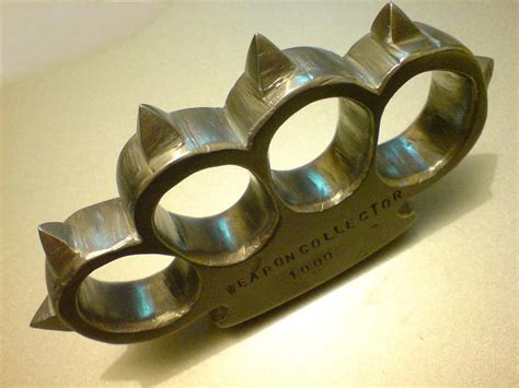 Weaponcollectors Knuckle Duster And Weapon Blog King Of The Knuckle