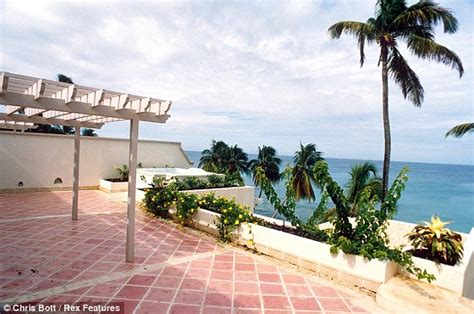 Cilla Black Left £11m Of Property Including Homes In Caribbean And
