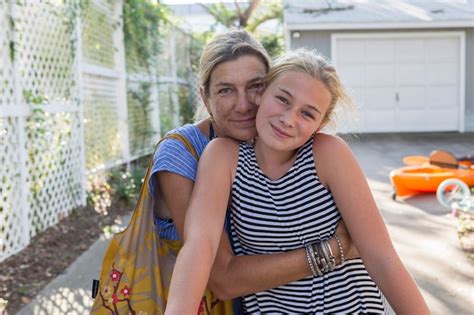 Premium Photo Portrait Of Mother And Her 12 Year Old Daughter Georgia