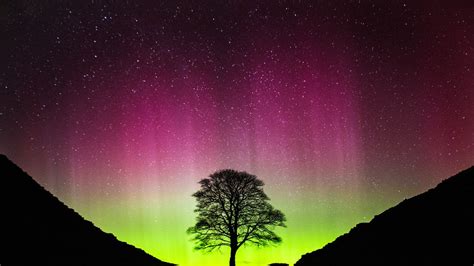 Supercharged Northern Lights Fuelled By Solar Storm Put On Dazzling