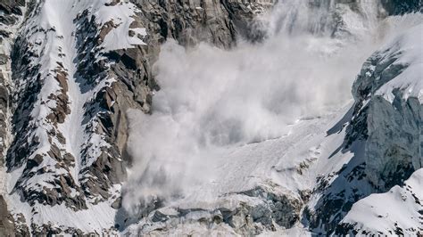 10 Of The Worlds Deadliest Avalanches How It Works
