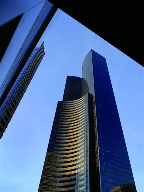 Columbia Center Seattles Tallest Tower Is For Sale Puget Sound
