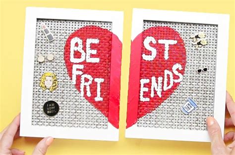 This Bff Jewelry Organizer Shows Off Your Favorite Pins Best Friend