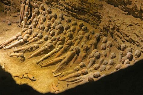 Salah satu tempat wisata yang bisa dikunjungi adalah manta point di misool. Tempat Menarik Di Xian China: 10 Aktiviti Menarik • Tips ...