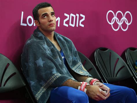 Olympics U S Gymnast Danell Leyva S Security Blanket Cbs News