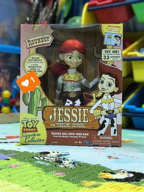 Toy Story Signature Collection Jessie The Yodeling Cowgirl Hobbies And Toys Collectibles