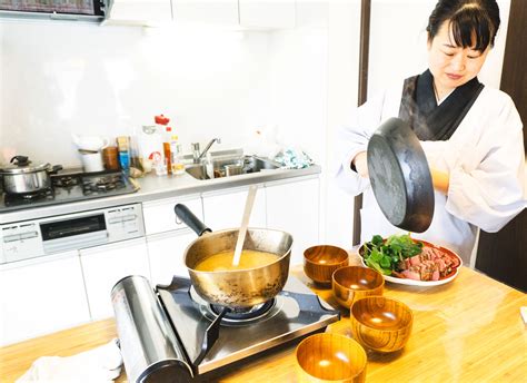 Japanese home cooking class in Osaka with a culinary expert Yoko ...