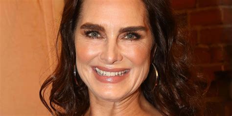 Brooke Shields Has Finally Revealed The Secret To Her Iconic Brows And It Costs 10 In 2022